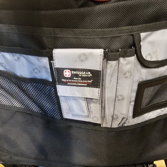 D Swiss Army Wegner Mainframe laptop briefcase bag New Without Tags - Picture 10 of 17